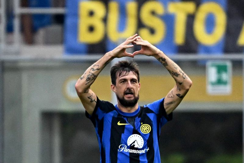 Francesco Acerbi bị loại khỏi tuyển Italia