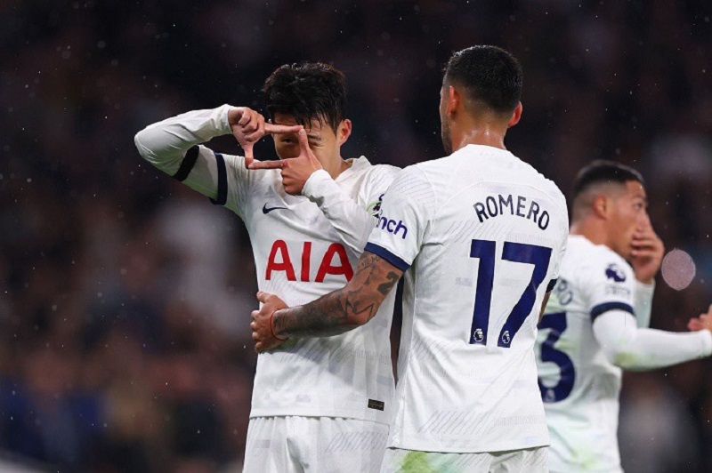 Soi kèo nhà cái trận đấu Fulham vs Tottenham