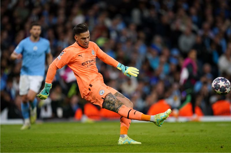 Ederson Moraes bình phục sau chấn thương