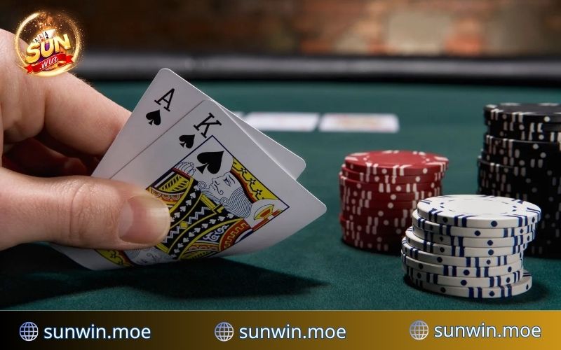 Tổng quan về tựa game poker SUNWIN